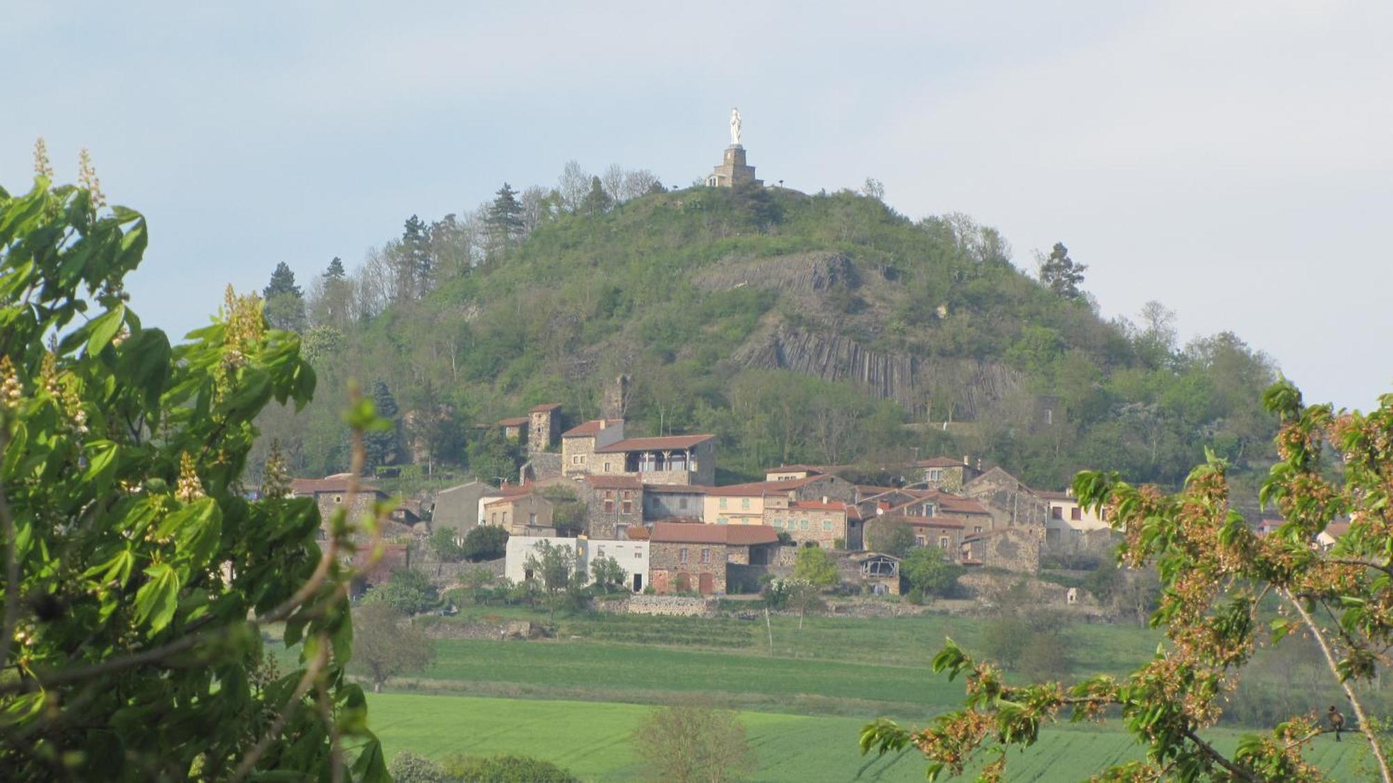 Chateau Des Aiguilles Saint-Rémy-de-Chargnat Kültér fotó