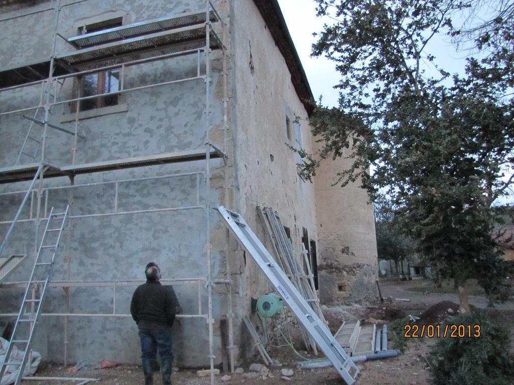 Chateau Des Aiguilles Saint-Rémy-de-Chargnat Kültér fotó
