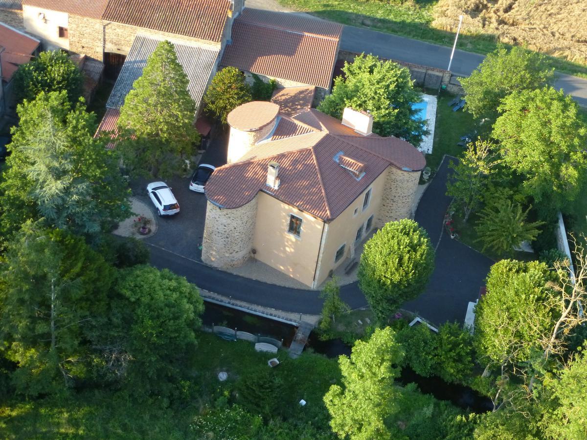 Chateau Des Aiguilles Saint-Rémy-de-Chargnat Kültér fotó